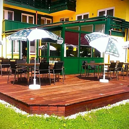 فندق Hotel-restaurant Bellevue 3*