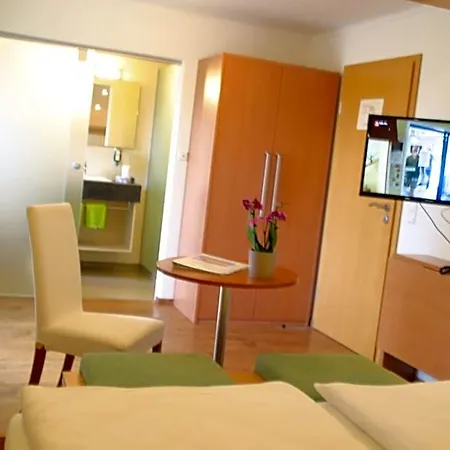 Hotel-restaurant Bellevue فندق 3*