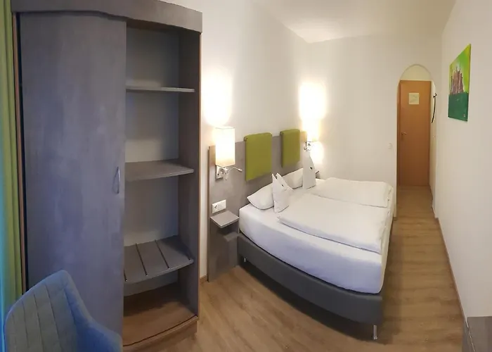Hotel-restaurant Bellevue Отель Рупольдинг